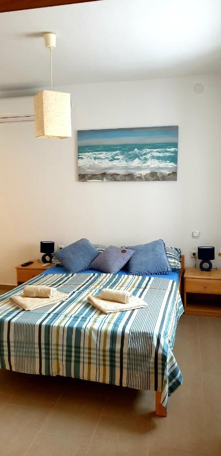 Apartments And Room Vela Senj (Lika-Senj) Exterior foto