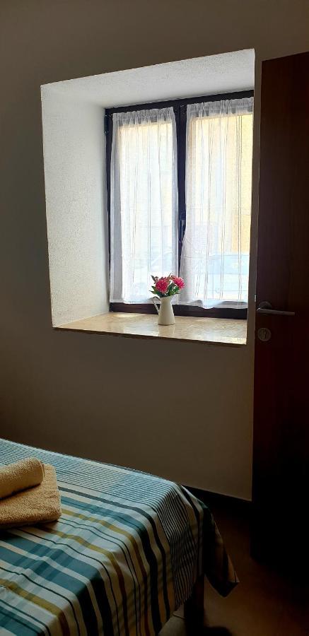Apartments And Room Vela Senj (Lika-Senj) Exterior foto