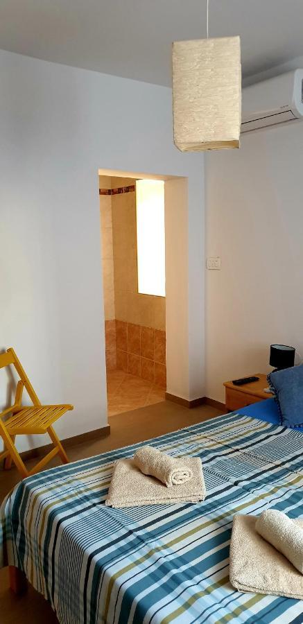 Apartments And Room Vela Senj (Lika-Senj) Exterior foto